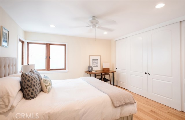 225 1st Street, Manhattan Beach, California 90266, 3 Bedrooms Bedrooms, ,Residential,Sold,1st,SB20187308