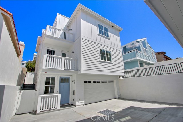 Beautiful West facing! Easy garage access and turn around .