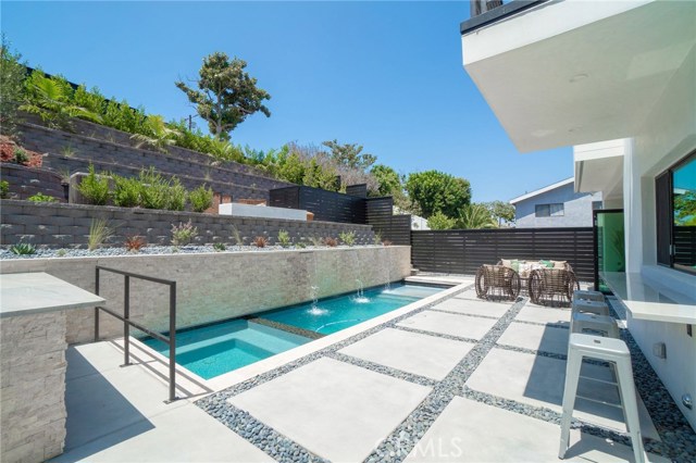 515 Judy Drive, Redondo Beach, California 90277, 5 Bedrooms Bedrooms, ,5 BathroomsBathrooms,Residential,Sold,Judy,PV20160545