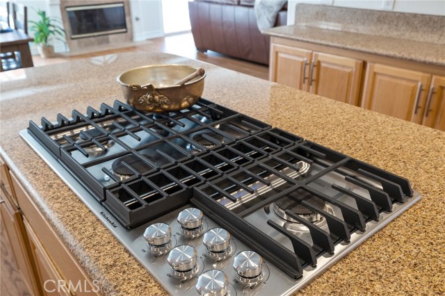 Brand new Kitchen Aid stove top Brand new Kitchen Aid stove top