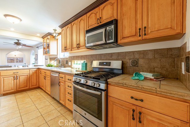 2022 Ernest Avenue, Redondo Beach, California 90278, 3 Bedrooms Bedrooms, ,1 BathroomBathrooms,Residential,Sold,Ernest,PW20211052