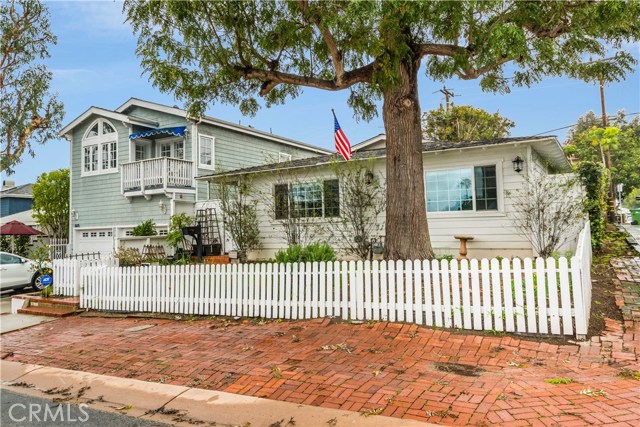 1609 Walnut Avenue, Manhattan Beach, California 90266, 3 Bedrooms Bedrooms, ,2 BathroomsBathrooms,Residential,Sold,Walnut,PV19052145