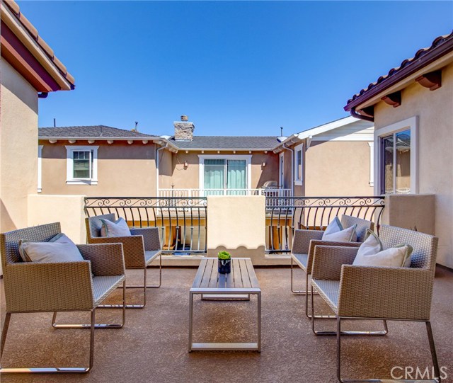 2604 Vanderbilt Lane, Redondo Beach, California 90278, 4 Bedrooms Bedrooms, ,2 BathroomsBathrooms,Residential,Sold,Vanderbilt,SB19201537