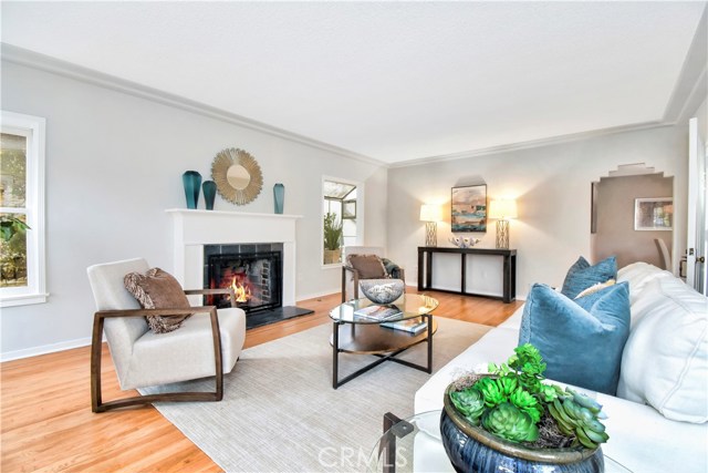 727 Avenue B, Redondo Beach, California 90277, 2 Bedrooms Bedrooms, ,1 BathroomBathrooms,Residential,Sold,Avenue B,SB20142924