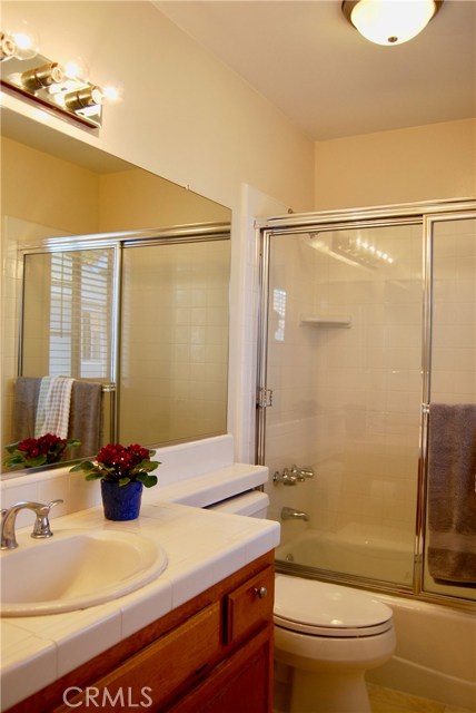 Master Suite 2 full bath