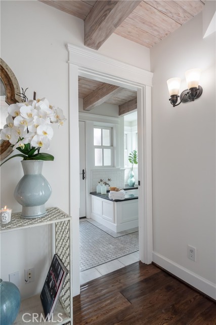 3213 Manhattan Avenue, Manhattan Beach, California 90266, 3 Bedrooms Bedrooms, ,3 BathroomsBathrooms,Residential,Sold,Manhattan,SB21049996