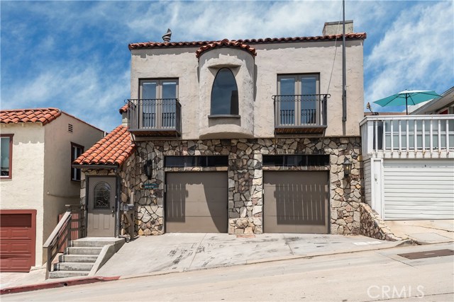 205 40th Street, Manhattan Beach, California 90266, 2 Bedrooms Bedrooms, ,1 BathroomBathrooms,Residential,Sold,40th,SB20076163