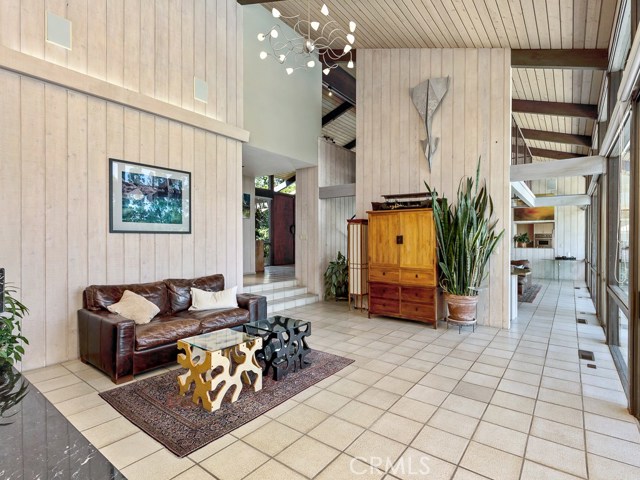 8 Eastfield Drive, Rolling Hills, California 90274, 5 Bedrooms Bedrooms, ,2 BathroomsBathrooms,Residential,Sold,Eastfield,SB17221489