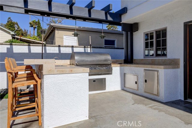 1711 11th Street, Manhattan Beach, California 90266, 4 Bedrooms Bedrooms, ,3 BathroomsBathrooms,Residential,Sold,11th,SB20129333