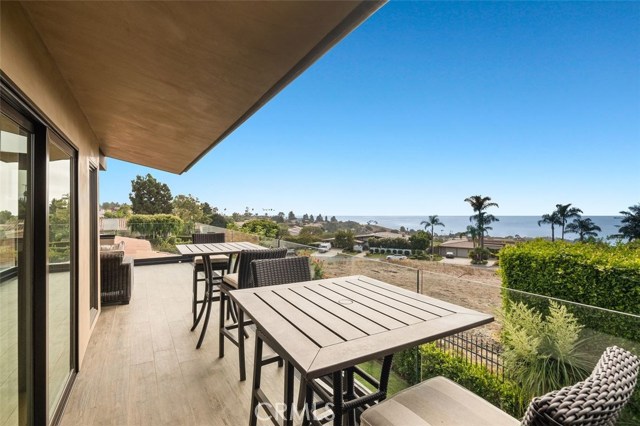 2004 Noya Place, Palos Verdes Estates, California 90274, 4 Bedrooms Bedrooms, ,3 BathroomsBathrooms,Residential,Sold,Noya Place,PV20222273