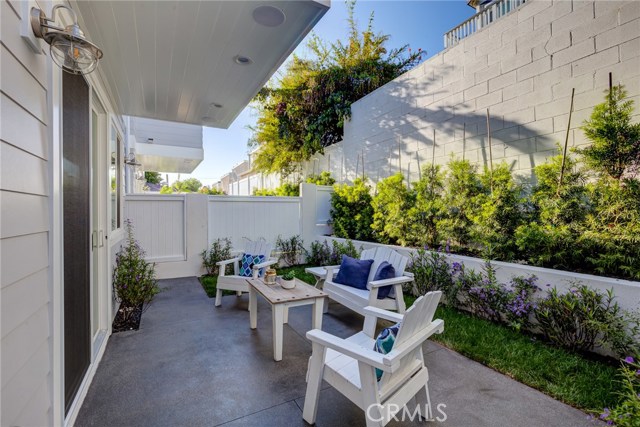 1711 Haynes Lane, Redondo Beach, California 90278, 3 Bedrooms Bedrooms, ,4 BathroomsBathrooms,Residential,Sold,Haynes,PV19232617