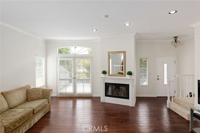 125 Lucia Avenue, Redondo Beach, California 90277, 3 Bedrooms Bedrooms, ,1 BathroomBathrooms,Residential,Sold,Lucia,SB20095543