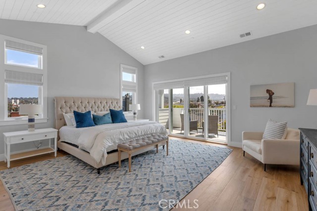 1307 Gertruda Avenue, Redondo Beach, California 90277, 5 Bedrooms Bedrooms, ,1 BathroomBathrooms,Residential,Sold,Gertruda,SB21076858