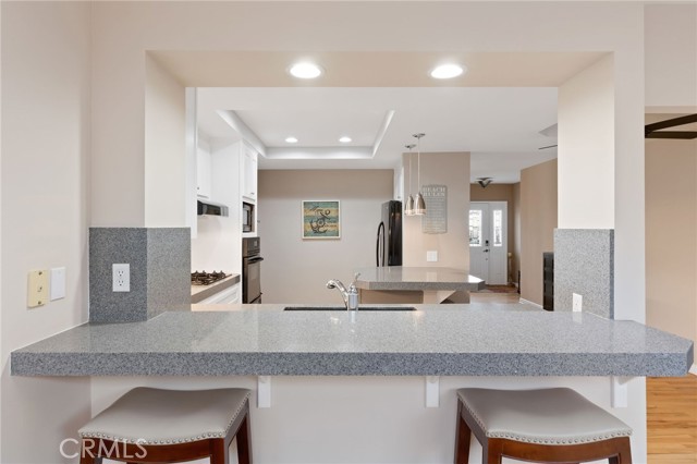 323 Avenue G, Redondo Beach, California 90277, 4 Bedrooms Bedrooms, ,1 BathroomBathrooms,Residential,Sold,Avenue G,PV21158630