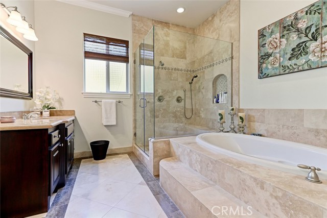 523 Lucia Avenue, Redondo Beach, California 90277, 4 Bedrooms Bedrooms, ,4 BathroomsBathrooms,Residential,Sold,Lucia,SB17150006