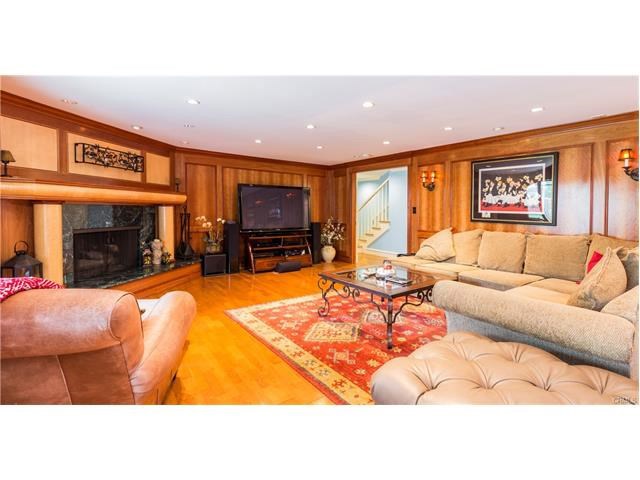 712 Poinsettia Avenue, Manhattan Beach, California 90266, 4 Bedrooms Bedrooms, ,2 BathroomsBathrooms,Residential,Sold,Poinsettia,SB17073173