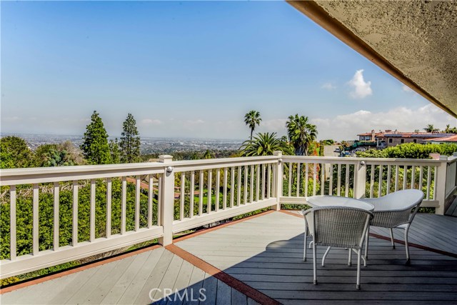 912 Via Del Monte, Palos Verdes Estates, California 90274, 5 Bedrooms Bedrooms, ,1 BathroomBathrooms,Residential,Sold,Via Del Monte,PV18070074