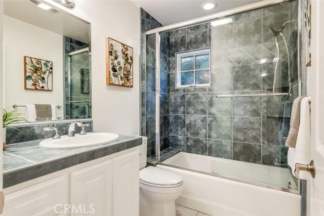 4600 Rollando Drive, Rolling Hills Estates, California 90274, 5 Bedrooms Bedrooms, ,4 BathroomsBathrooms,Residential,Sold,Rollando,PV19270515