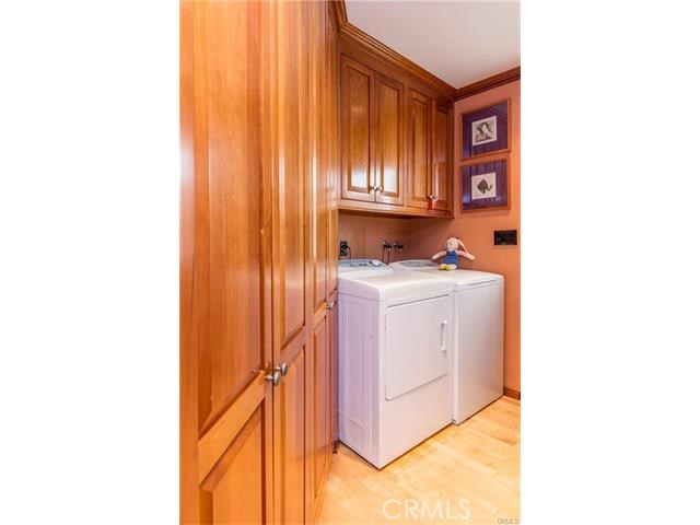 712 Poinsettia Avenue, Manhattan Beach, California 90266, 4 Bedrooms Bedrooms, ,2 BathroomsBathrooms,Residential,Sold,Poinsettia,SB17073173