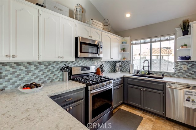 2314 Vanderbilt Lane, Redondo Beach, California 90278, 3 Bedrooms Bedrooms, ,3 BathroomsBathrooms,Residential,Sold,Vanderbilt,SB19033072