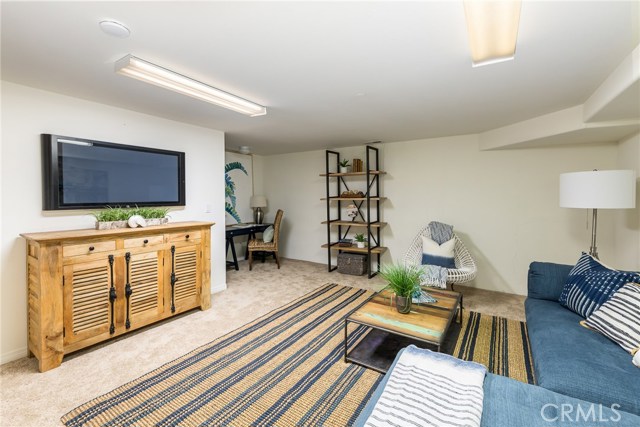 317 Garnet Street, Redondo Beach, California 90277, 4 Bedrooms Bedrooms, ,2 BathroomsBathrooms,Residential,Sold,Garnet,SB20020819