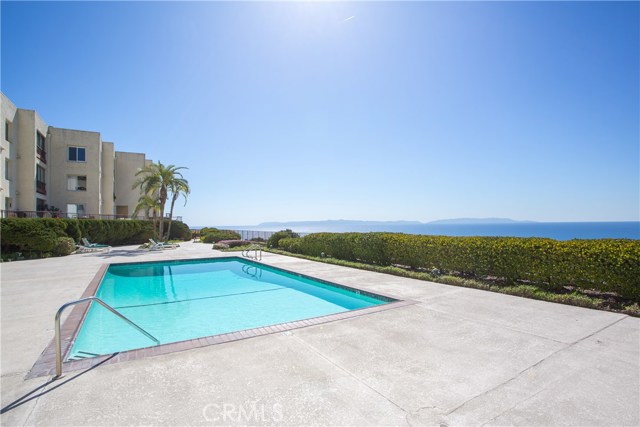 3200 La Rotonda Drive, Rancho Palos Verdes, California 90275, 2 Bedrooms Bedrooms, ,2 BathroomsBathrooms,Residential,Sold,La Rotonda,OC18043460