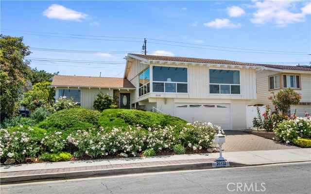 26132 Barkstone Drive, Rancho Palos Verdes, California 90275, 3 Bedrooms Bedrooms, ,2 BathroomsBathrooms,Residential,Sold,Barkstone,PV18132132