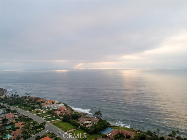 1713 Dalton Road, Palos Verdes Estates, California 90274, 5 Bedrooms Bedrooms, ,1 BathroomBathrooms,Residential,Sold,Dalton,PV17244929