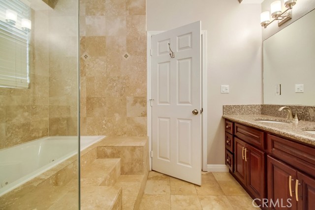 611 Pacific Coast, Redondo Beach, California 90277, 5 Bedrooms Bedrooms, ,4 BathroomsBathrooms,Residential,Sold,Pacific Coast,OC17213002