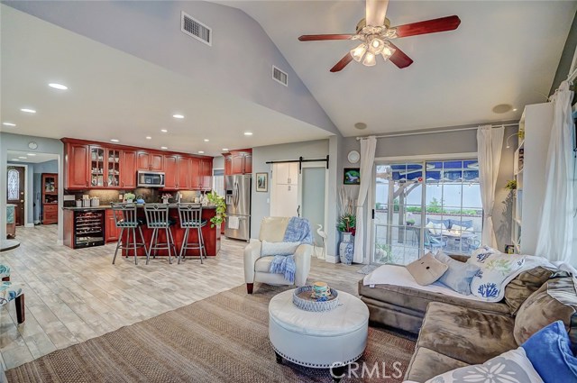 2163 Ronsard Road, Rancho Palos Verdes, California 90275, 3 Bedrooms Bedrooms, ,2 BathroomsBathrooms,Residential,Sold,Ronsard,SB20112673