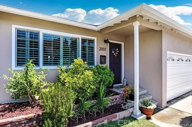 2001 Plant Avenue, Redondo Beach, California 90278, 3 Bedrooms Bedrooms, ,2 BathroomsBathrooms,Residential,Sold,Plant,SB20102366