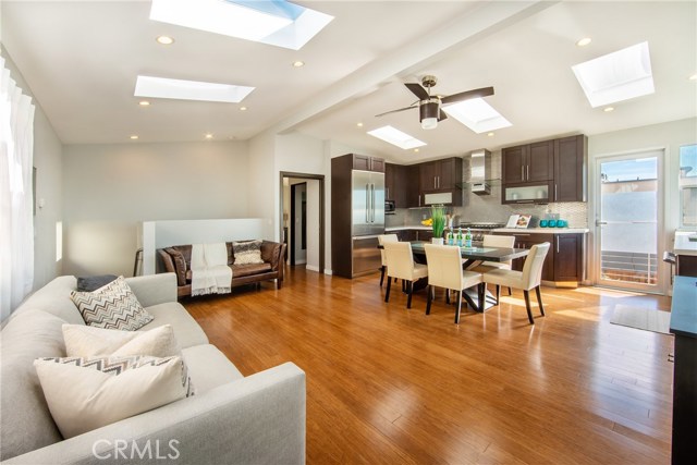 309 Gull Street, Manhattan Beach, California 90266, 2 Bedrooms Bedrooms, ,2 BathroomsBathrooms,Residential,Sold,Gull,SB20027594