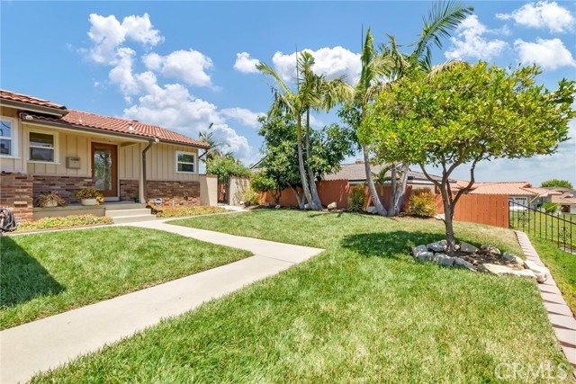 2147 Ronsard Road, Rancho Palos Verdes, California 90275, 4 Bedrooms Bedrooms, ,1 BathroomBathrooms,Residential,Sold,Ronsard,SB21140064