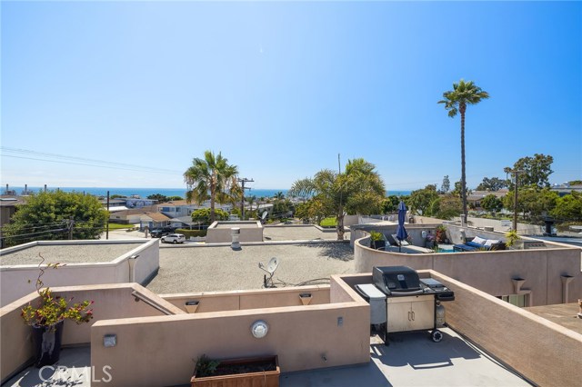 320 Prospect Avenue, Hermosa Beach, California 90254, 4 Bedrooms Bedrooms, ,3 BathroomsBathrooms,Residential,Sold,Prospect,SB20151281