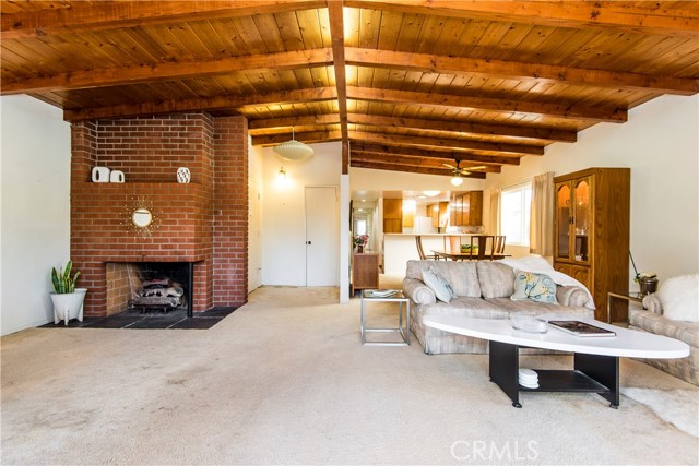 724 13th Street, Manhattan Beach, California 90266, 4 Bedrooms Bedrooms, ,2 BathroomsBathrooms,Residential,Sold,13th,SB17253786