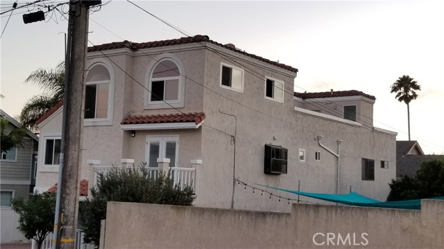 1707 Flagler Lane, Redondo Beach, California 90278, 3 Bedrooms Bedrooms, ,1 BathroomBathrooms,Residential,Sold,Flagler,SB20176363