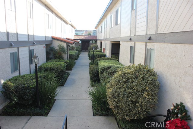 2120 Dufour Avenue, Redondo Beach, California 90278, 2 Bedrooms Bedrooms, ,1 BathroomBathrooms,Residential,Sold,Dufour,SB17275340