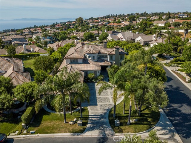 1 San Miguel, Rolling Hills Estates, California 90274, 5 Bedrooms Bedrooms, ,5 BathroomsBathrooms,Residential,Sold,San Miguel,PV18195768