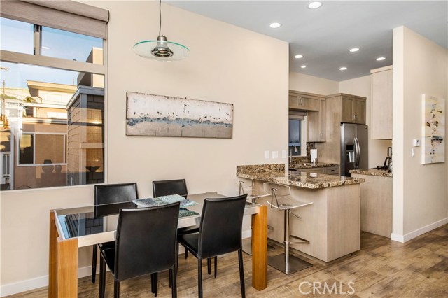 Dining Room & Kitchen