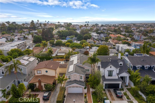 519 Juanita Avenue, Redondo Beach, California 90277, 5 Bedrooms Bedrooms, ,2 BathroomsBathrooms,Residential,Sold,Juanita,SB21138287