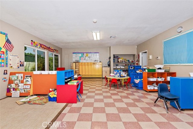 Lynwood, ,Commercial,For Sale,Lynwood,CV20155528