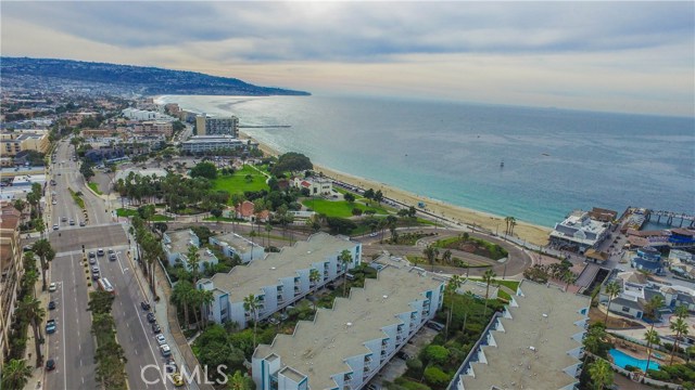 200 Catalina Avenue, Redondo Beach, California 90277, 1 Bedroom Bedrooms, ,1 BathroomBathrooms,Residential,Sold,Catalina,SB18287585