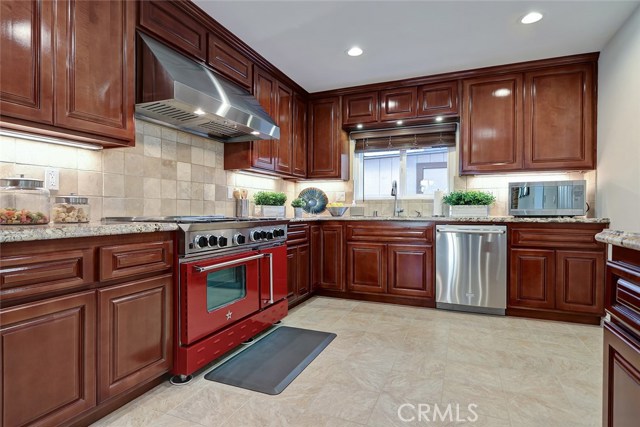 811 Spencer Street, Redondo Beach, California 90277, 4 Bedrooms Bedrooms, ,2 BathroomsBathrooms,Residential,Sold,Spencer,SB19017533