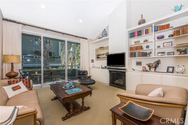 111 Columbia Street, Newport Beach, CA 92663, photo 6