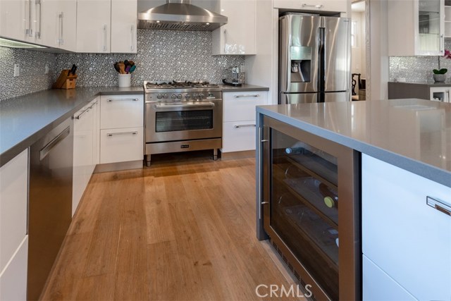 2019 Farrell Avenue, Redondo Beach, California 90278, 4 Bedrooms Bedrooms, ,3 BathroomsBathrooms,Residential,Sold,Farrell,PV18280425
