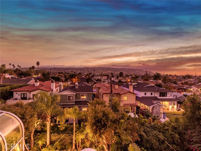 1032 Avenue A, Redondo Beach, California 90277, 5 Bedrooms Bedrooms, ,4 BathroomsBathrooms,Residential,Sold,Avenue A,PV20256766