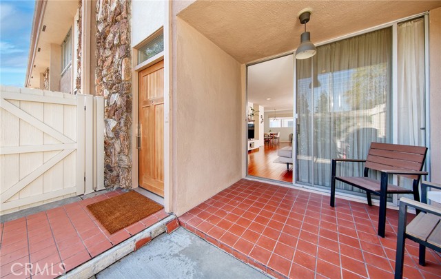 2 Bed Home for Sale in Culver City, California