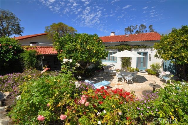 640 Via Del Monte, Palos Verdes Estates, California 90274, 3 Bedrooms Bedrooms, ,2 BathroomsBathrooms,Residential,Sold,Via Del Monte,PV17143780