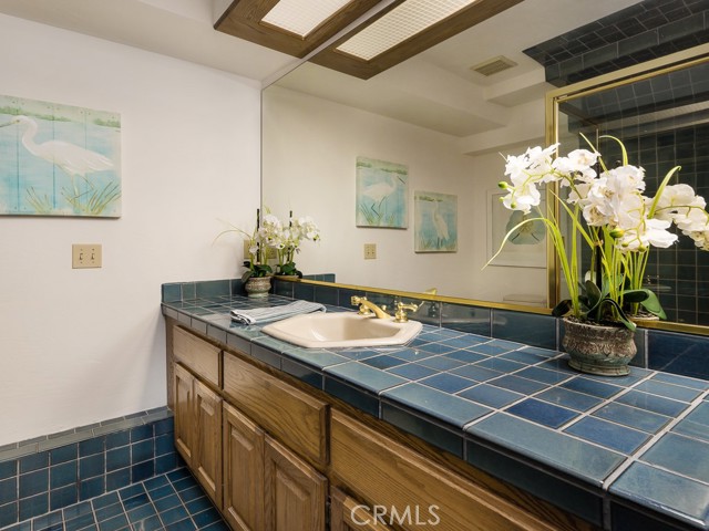 4120 Lorraine Road, Rancho Palos Verdes, California 90275, 5 Bedrooms Bedrooms, ,5 BathroomsBathrooms,Residential,Sold,Lorraine,PV21032609