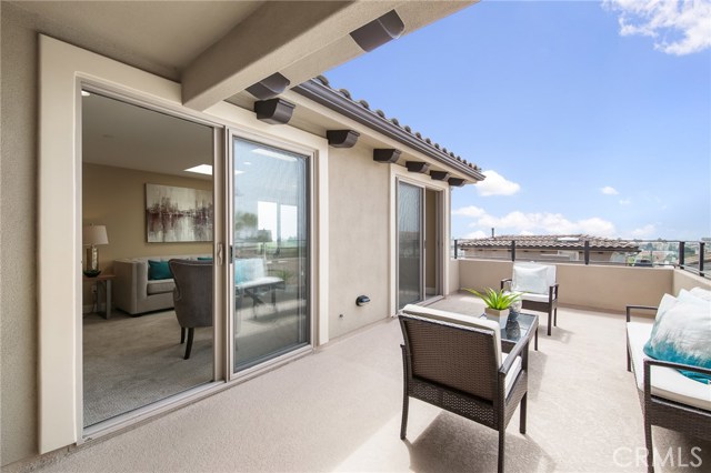 123 Guadalupe Avenue, Redondo Beach, California 90277, 4 Bedrooms Bedrooms, ,3 BathroomsBathrooms,Residential,Sold,Guadalupe,SB20152173